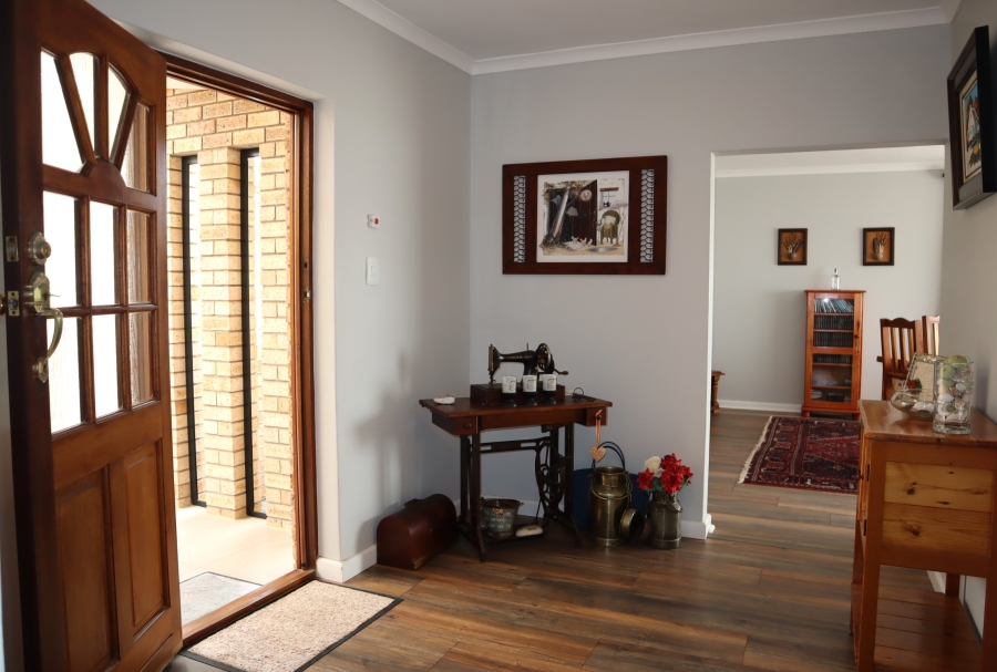 3 Bedroom Property for Sale in Wavecrest Eastern Cape